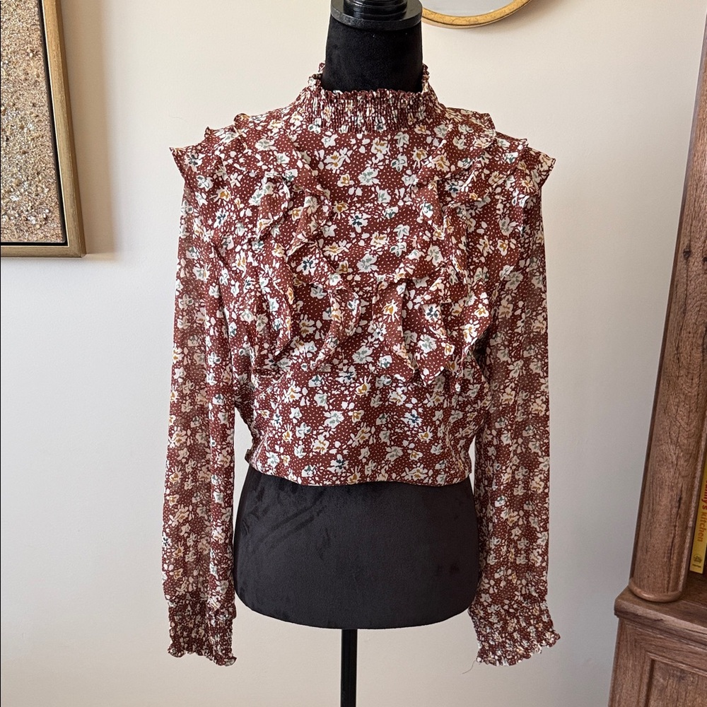 Forever 22 Floral Ruffle Long Sleeve Crop Top